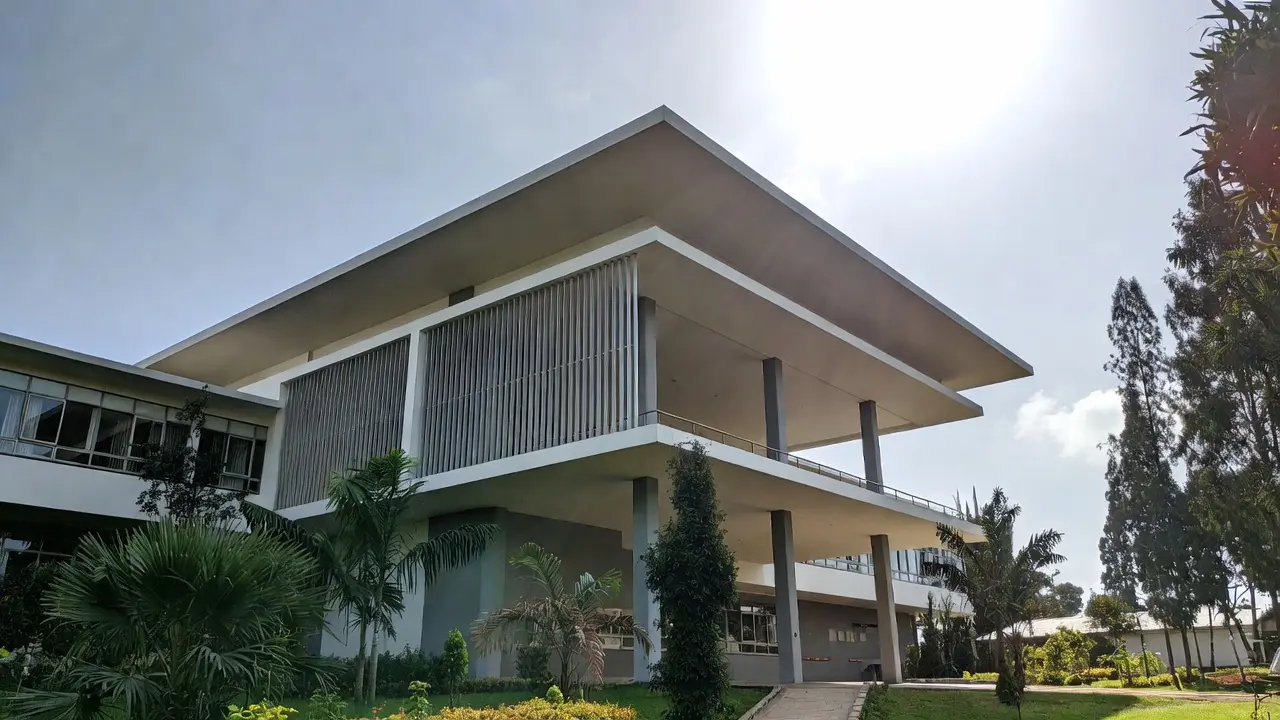ACP vs. GRC: Choosing the Right Cladding System